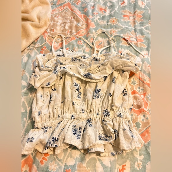 Floral Ruffle Top with Blue Accents - Picture 3 of 4